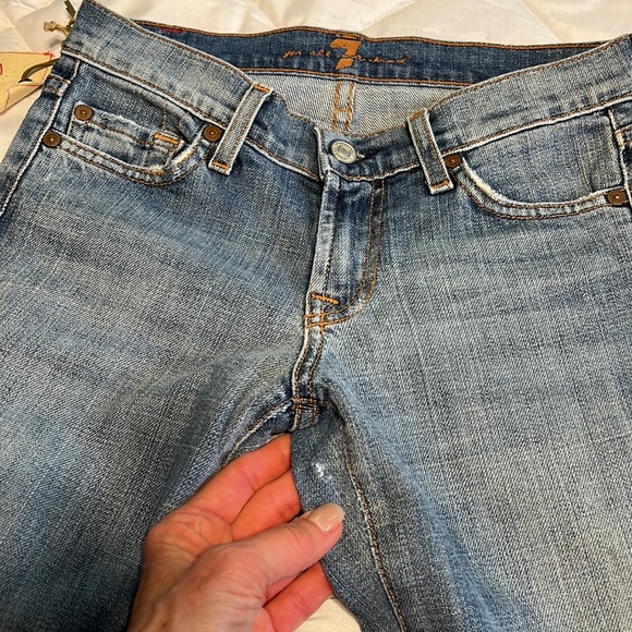 7 for all Mankind crop jeans - Picture 8 of 8